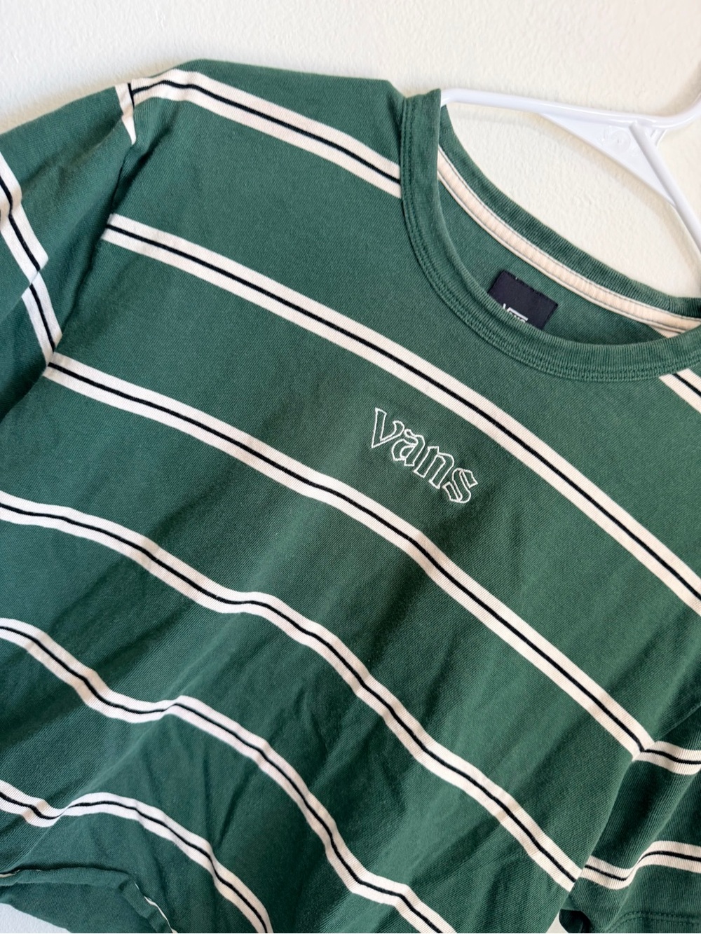 Vans off the wall Green and Cream Striped Embroidered cropped Logo Tee - Picture 2 of 4